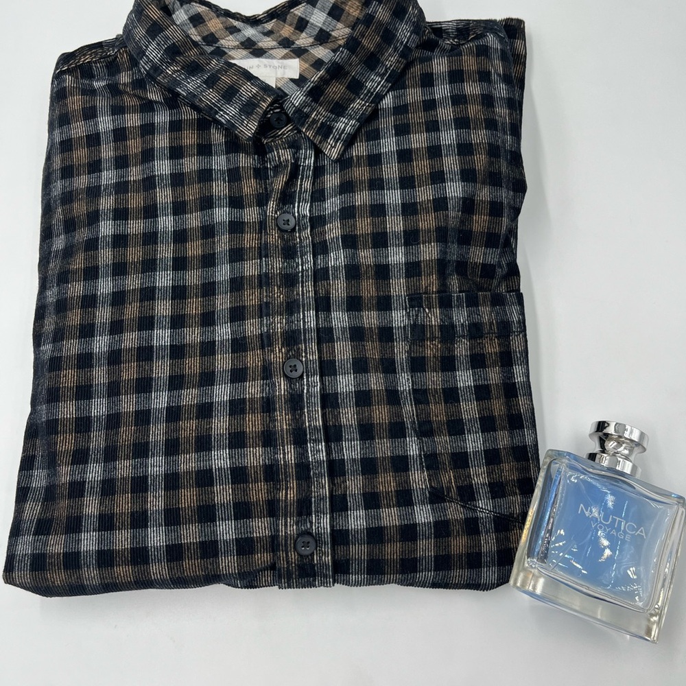 Sun + Stone Men's Black and Brown Plaid Shirt